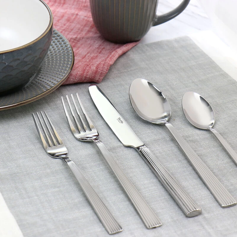Martha Stewart Carlyle 20 Piece Flatware Set - Image 9