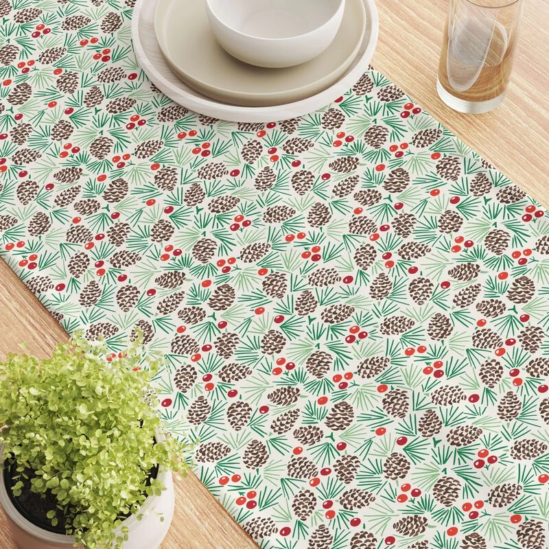 Fabric Textile Products, Inc. Table Runner, 100% Cotton, Holiday Foliage & Berries Green - Image 3